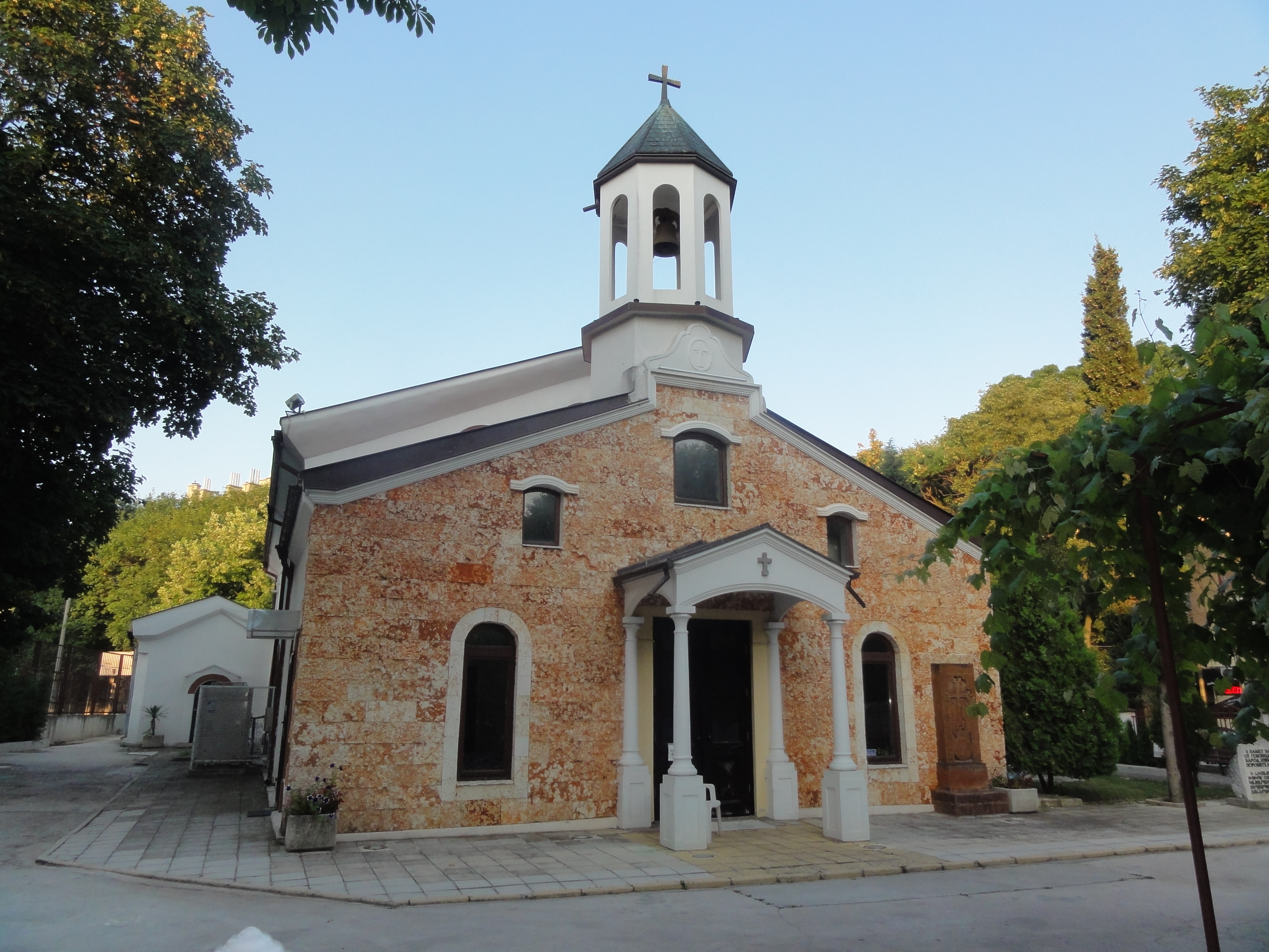 Арменска апостолическа православна църква 22003