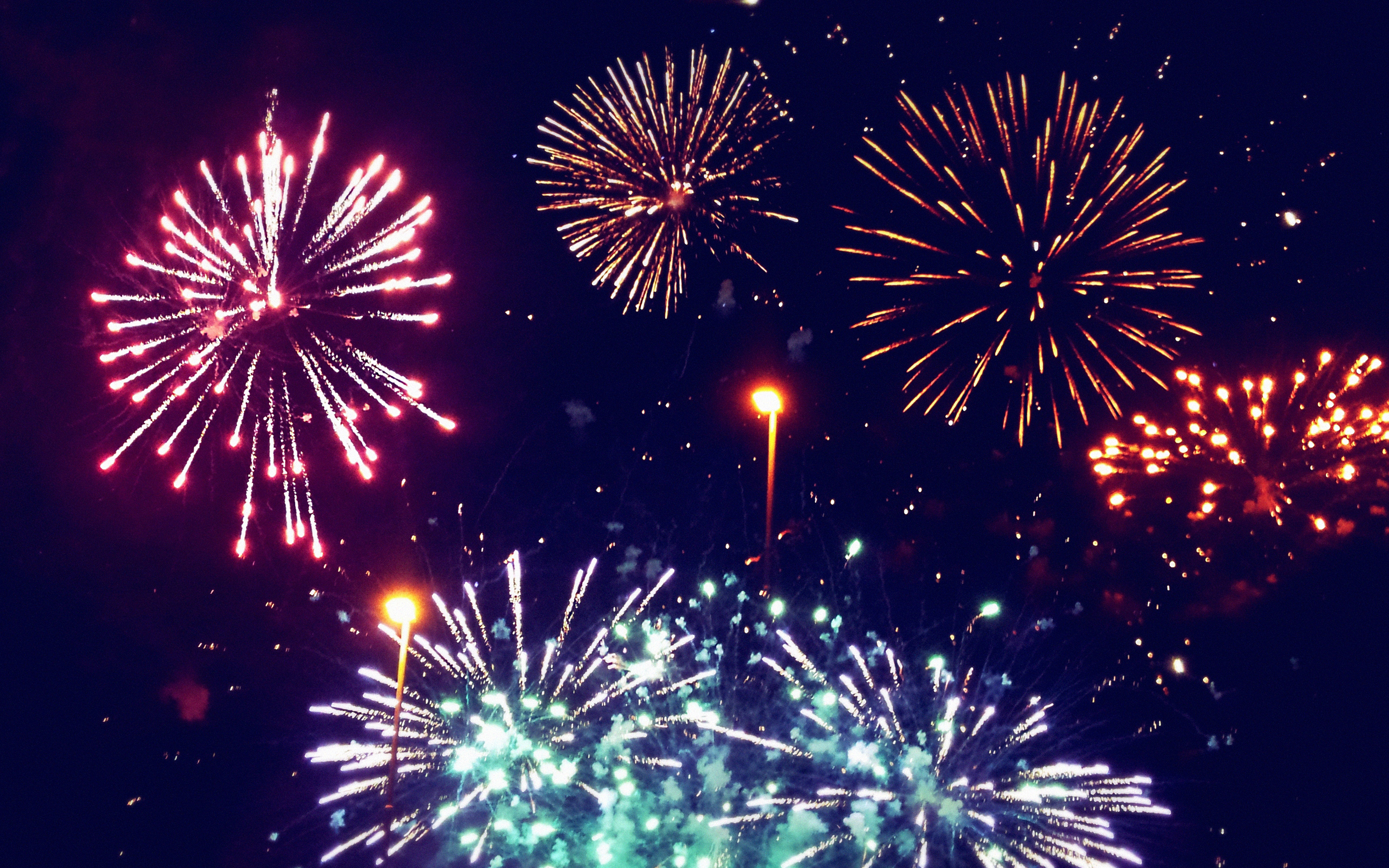 Victoria Fireworks 15112