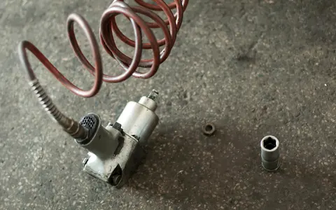 81493147-drill-1440_7jDO