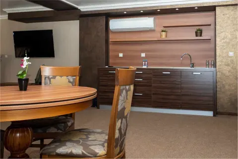 Elit Hotel — снимка 8 от сайта на фирмата