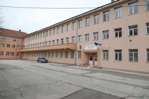 ПГ Васил Левски Ихтиман — снимка 1 от сайта на фирмата