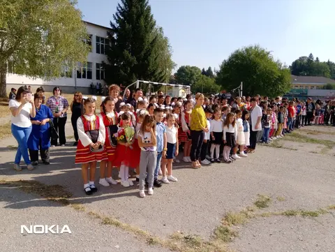 Средно Училище Никола Йонков Вапцаров Венец — снимка 1 от сайта на фирмата