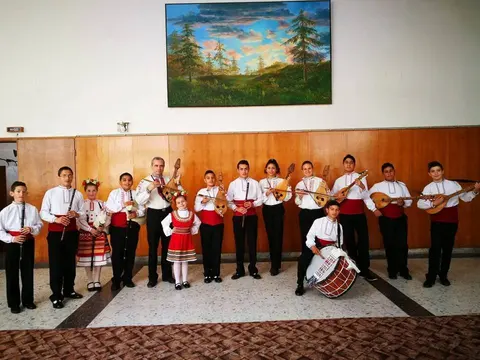 СУ Свети Свети Кирил и Методий — снимка 5 от сайта на фирмата