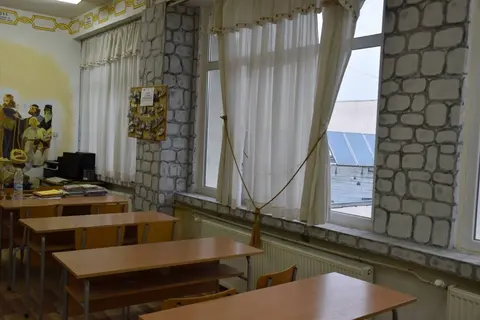 СУ Свети Свети Кирил и Методий — снимка 4 от сайта на фирмата