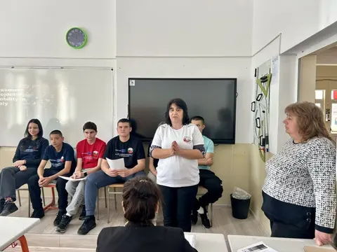 СОУ Свети Свети Кирил и Методий Стрелча — снимка 9 от сайта на фирмата