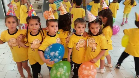 Детска Градина Пчелица Казанлък — снимка 5 от сайта на фирмата