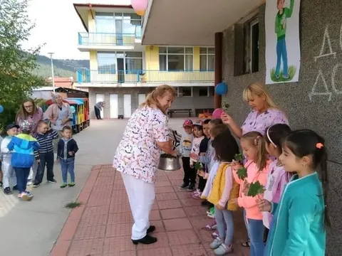 Детска градина ЧЕПЕЛАРЕ база Здравец — снимка 3 от сайта на фирмата
