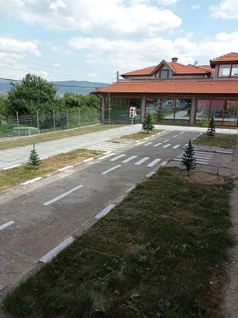 ДЕТСКА ГРАДИНА СВЕТА АННА Сапарева баня — снимка 4 от сайта на фирмата