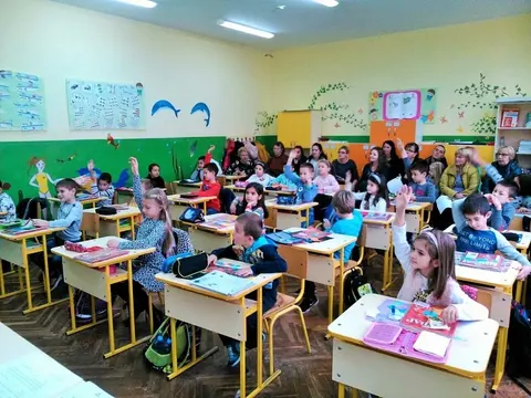 Осмо средно училище Арсени Костенцев Благоевград — снимка 9 от сайта на фирмата
