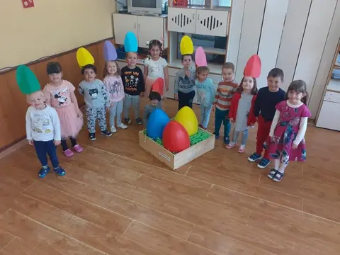 Детска Градина Индира Ганди Правец — снимка 5 от сайта на фирмата