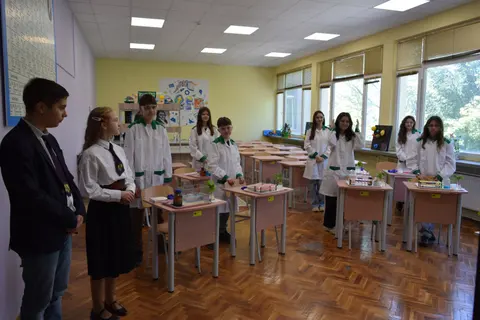 Основно Училище Св Патриарх Евтимий Велико Търново — снимка 4 от сайта на фирмата