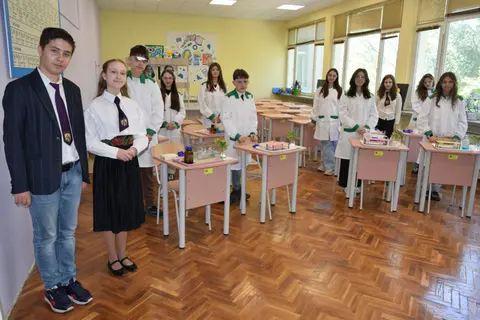 Основно Училище Св Патриарх Евтимий Велико Търново — снимка 5 от сайта на фирмата