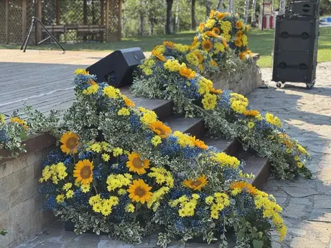 Цветарски магазин Фрезия Златица — снимка 9 от сайта на фирмата
