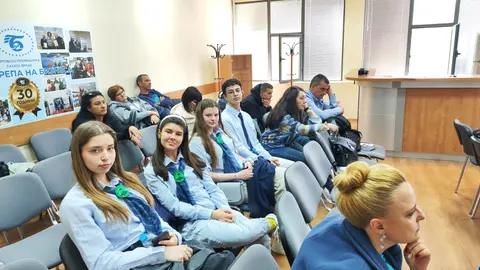 Средно училище Никола Войводов Враца ( СУ Никола Войводов ) — снимка 9 от сайта на фирмата