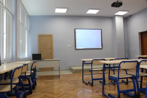 Профилирана гимназия с преподаване на английски език Гео Милев Бургас — снимка 7 от сайта на фирмата