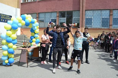 71 Средно училище Пейо Яворов Казичене — снимка 7 от сайта на фирмата