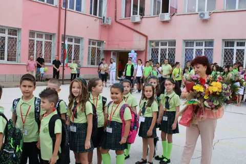ОУ Отец Паисий Силистра ( Основно училище Силистра ) — снимка 7 от сайта на фирмата