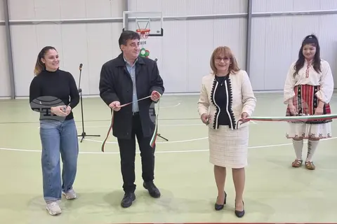 СУ Васил Априлов — снимка 1 от сайта на фирмата