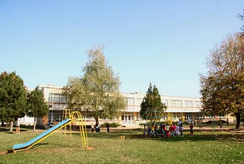 Детска градина ЗОРА Враца — снимка 1 от сайта на фирмата