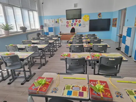 Основно Училище Свeти Свети Кирил и Методий Враца — снимка 4 от сайта на фирмата