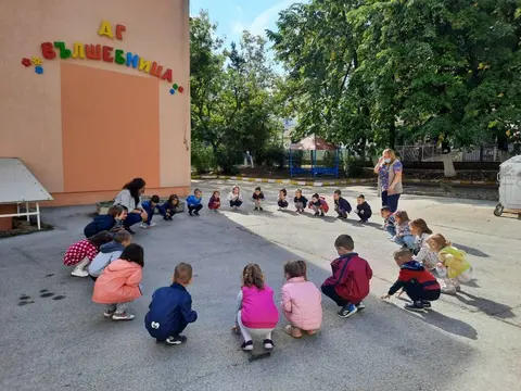 ДЕТСКА ГРАДИНА ВЪЛШЕБНИЦА Враца — снимка 8 от сайта на фирмата