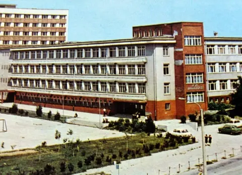 Основно училище Любен Каравелов Хасково — снимка 1 от сайта на фирмата