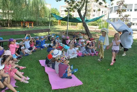АНГЛИЙСКА ДЕТСКА ГРАДИНА LITTLE STEPS — снимка 10 от сайта на фирмата