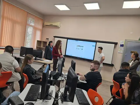 Професионална гимназия Акад Сергей П Корольов Дупница — снимка 4 от сайта на фирмата