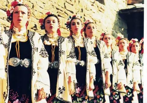 СЕВЕРНЯШКИ АНСАМБЪЛ — снимка 4 от сайта на фирмата