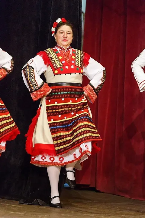 Танцов колектив Вангелофф — снимка 4 от сайта на фирмата