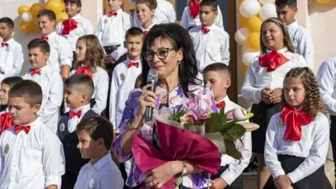 НУ Захари Стоянов гр. Любимец НАЧАЛНО УЧИЛИЩЕ ЗАХАРИ СТОЯНОВ — снимка 2 от сайта на фирмата