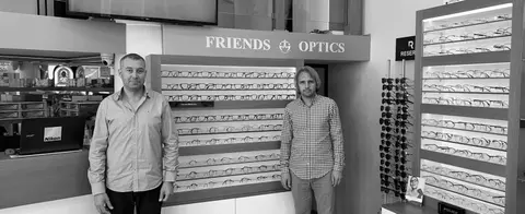 Оптичен център Руски паметник - Friends Optics — снимка 2 от сайта на фирмата