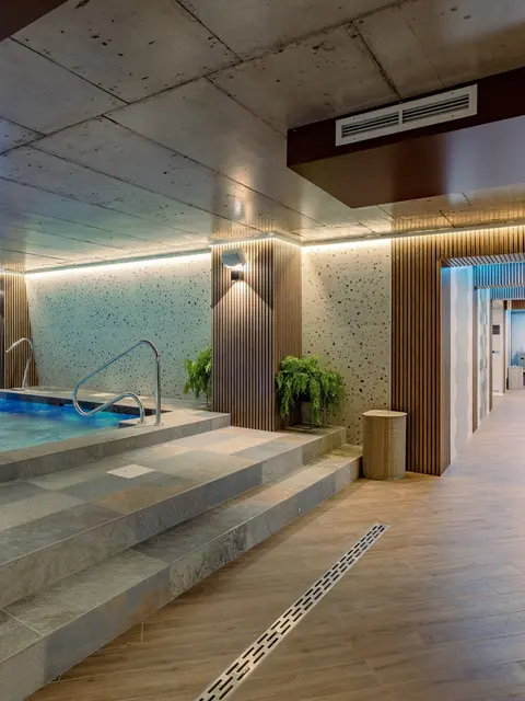 103 View Park Hotel — снимка 3 от сайта на фирмата