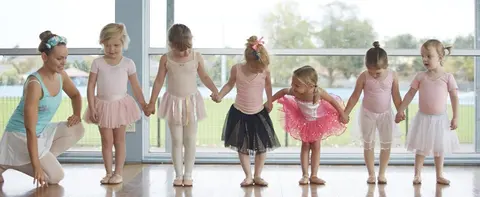 Зала за танци Pretty Dance Hall — снимка 4 от сайта на фирмата