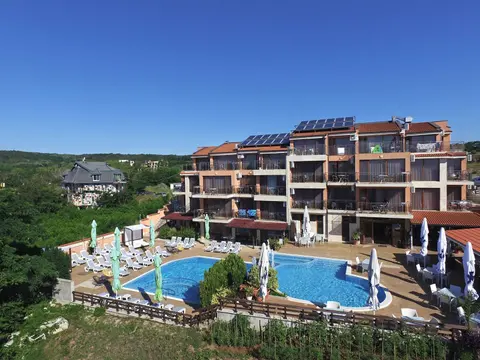 Golden Place — снимка 1 от сайта на фирмата