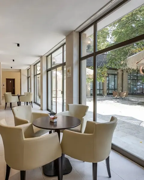 Hotel Lotos Varna — снимка 2 от сайта на фирмата