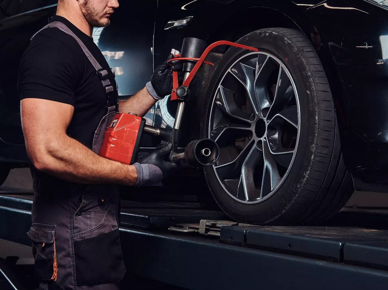 Гумаджийница и Мобилен сервиз Тони Ем Ауто 31027