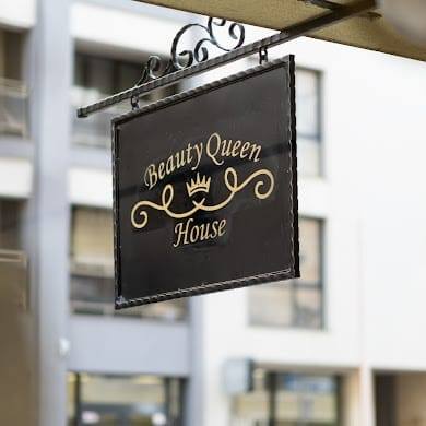 Beauty Queen House 