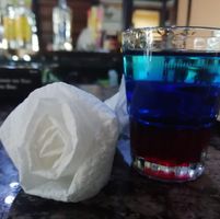 Кафе Аперитив Ясна- Кафене Ясна- Заведения Велико Търново- Бар Велико Търново-Veliko Tarnovo - Кафе Ясна - MiddleBar 