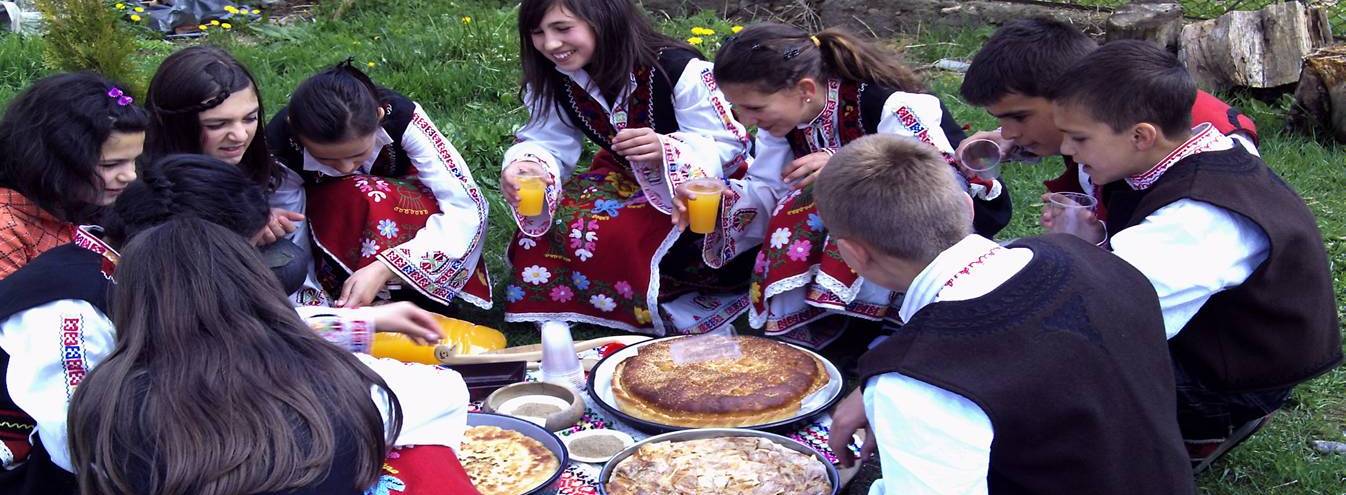 Narodno chitalishte Vasil Kolarov 1945 Barutin