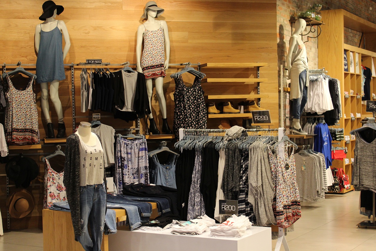 Outlet D and R - Велико Търново