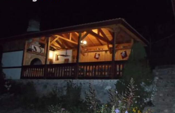 Къща за гости Зора