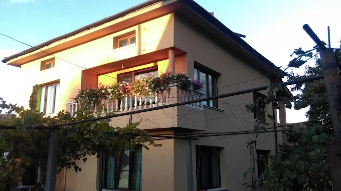 Къща за гости Сапарева баня ЛЕО