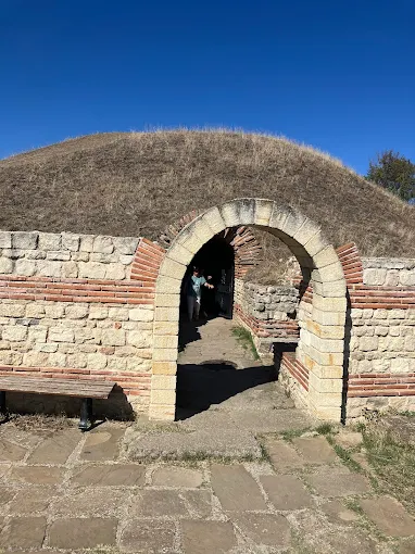 Antichna kupolna grobnitsa